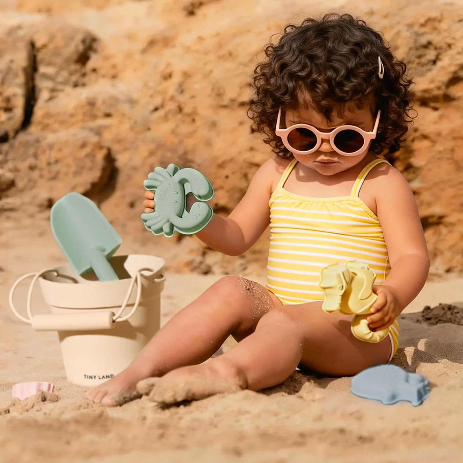 Tiny LandĀ® One-Stop Beach Toy & Tent Set ā Blush Pink - Image 7